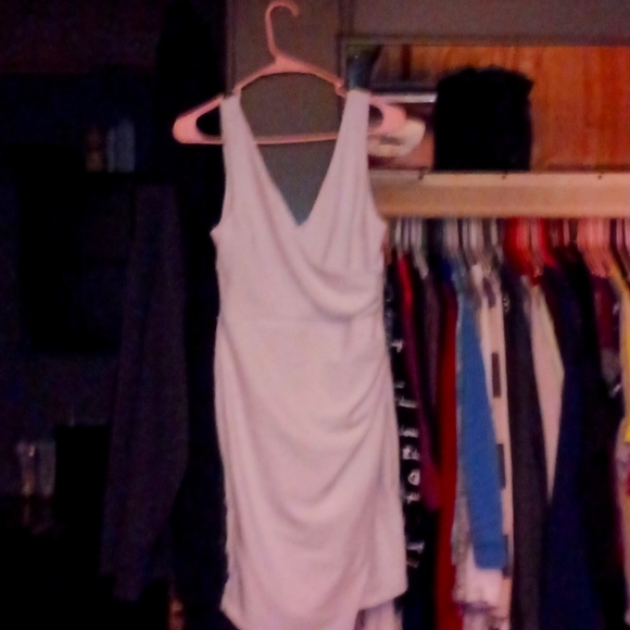 Dress - Picture 1 of 4